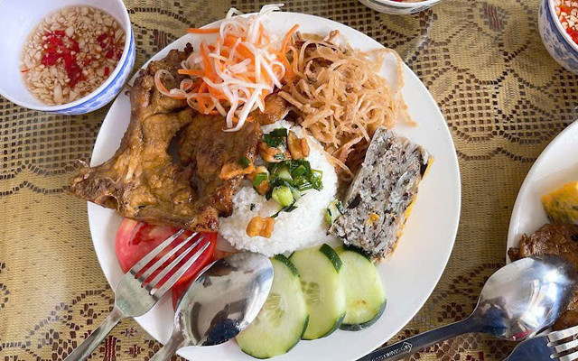 Cơm Tấm Sài Gòn - Phan Bội Châu