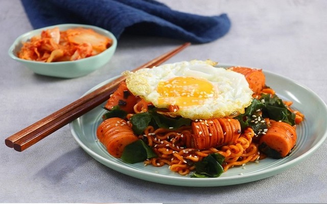 Ăn Vặt Nhà Tròn - Mì Trộn Indomie & Đồ Ăn Vặt - Kim Giang