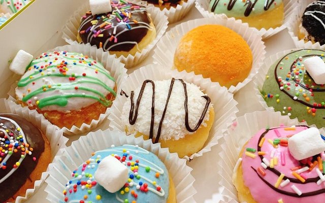 Jujo's Donuts - 99 Lê Đại Hành