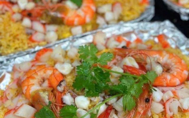 Cơm Chiên Chiến Lược - Cơm Chiên Gà Xé & Cơm Gà Xối Mỡ