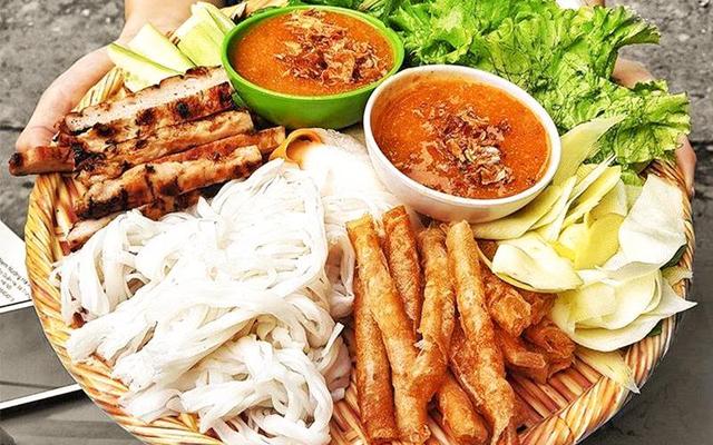 Cô Hai - Nem Nướng Nha Trang - Lý Chính Thắng
