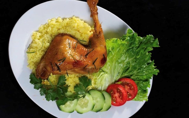 Quán Cơm Bảo Châu - Cơm Gà & Cơm Sườn