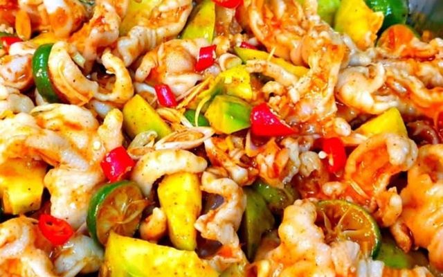 Chân Gà Sốt Thái Văn Đua - Trần Khánh Dư