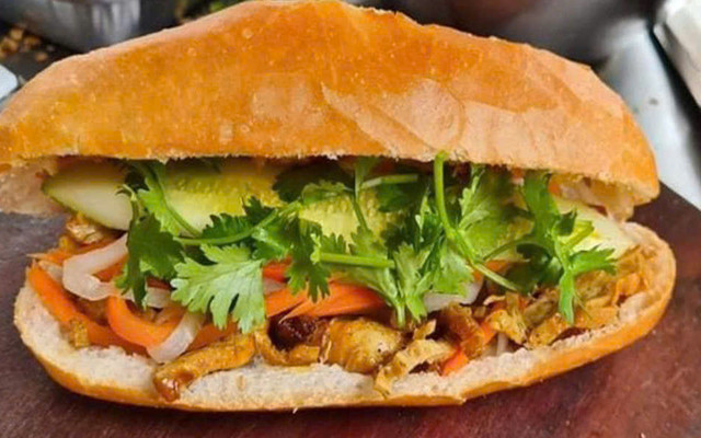 Bánh Mì Chay Sài Gòn - 20A Cẩm Bá Thước