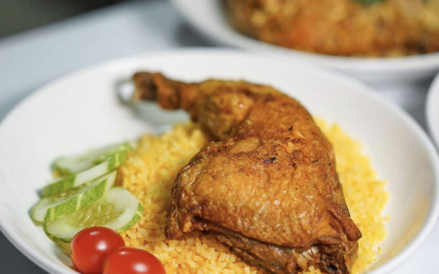 Thành Ký 8 - Cơm Gà Xối Mỡ - Nguyễn Thái Sơn