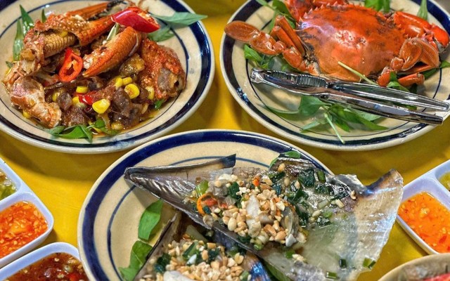 Ốc Hút Xứ Quảng - CMT8