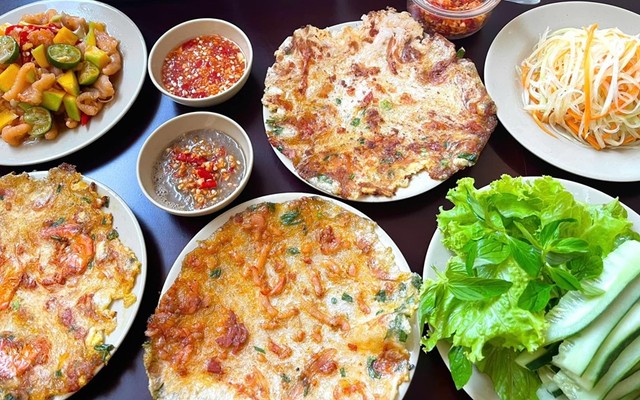 Bánh Ép Hoàng Thị - 57 Hồ Đắc Di
