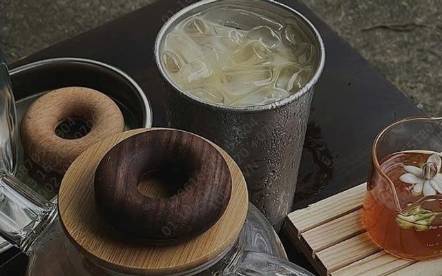 Tiệm Trà Bà Cô - Lê Chí Dân