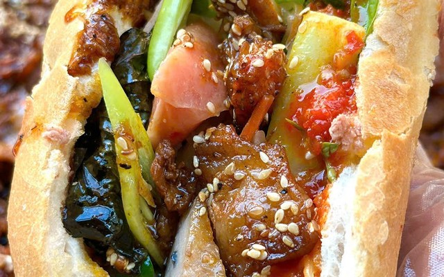 Bánh Mì Chuột Ông Lý - Tố Hữu