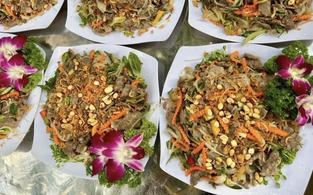 Tiệm Cơm Phát Ký - Đồng Văn Cống