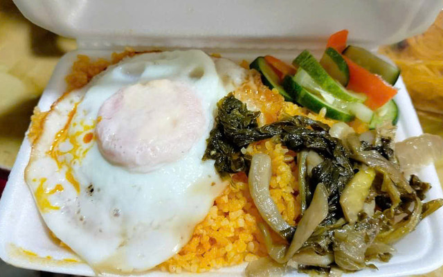 Cơm Tấm & Cơm Chiên - 26 Trường Chinh