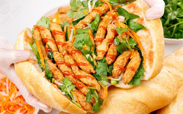 Bánh Mì Chả Cá Ông Già - Lê Trung Đình