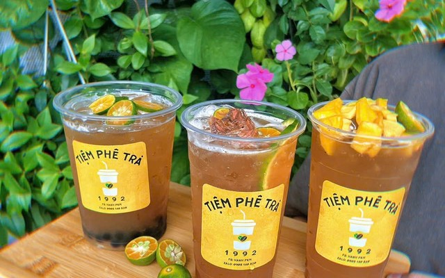 Tiệm Phê Trà 1992