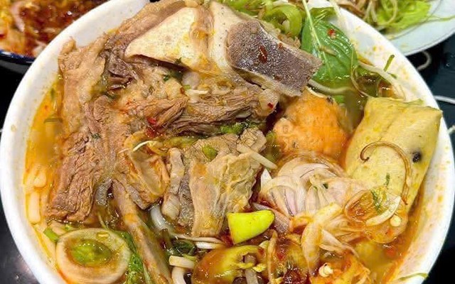 Bún Bò Cô Bảy - Phan Đình Phùng