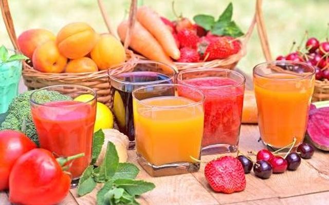 Tiệm Nước Ép 1992