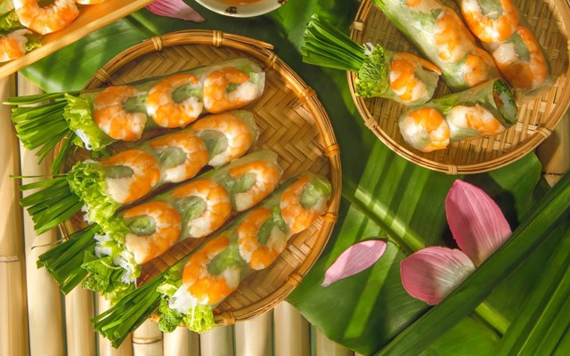 Tiệm Cơm Và Ăn Vặt Thuận Huy Ký