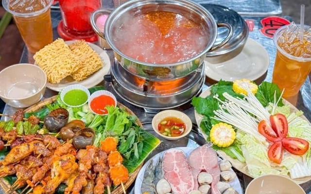 Lẩu & Xiên Nướng Tự Chọn - 130 Nguyễn Đình Chiểu