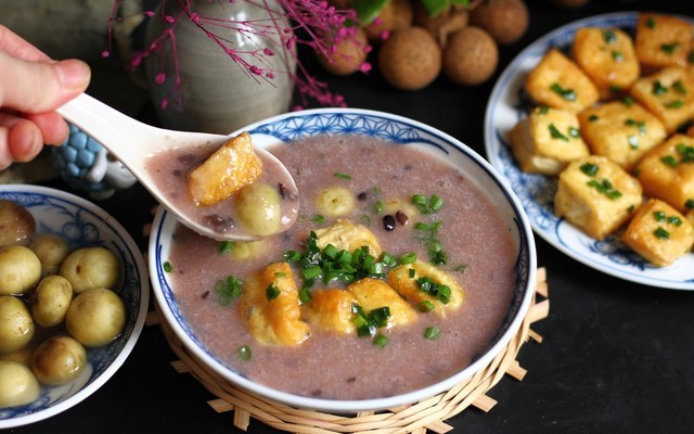 Mì Quảng & Cháo Đậu Giò Heo Cô Bé