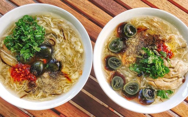 Mì Trộn & Súp Cua Bé Mon