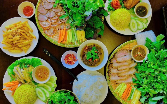 Bún Chả Madam Liên - 44C Vân Đồn