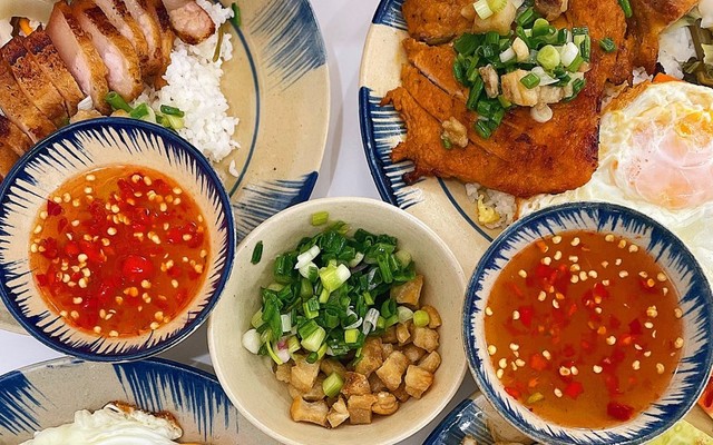 Cơm Phần & Trái Cây Cắt Sẵn - Vinhomes