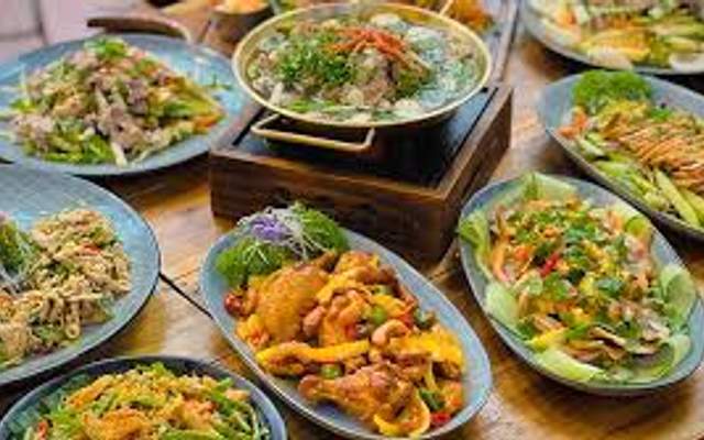 Quán Nhậu Chị Em - 201 Nguyễn Tự Tân