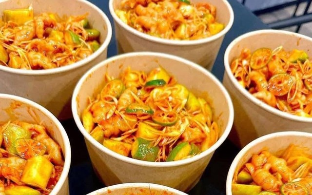 Chân Gà Sốt Thái Bé Loan - Hoàng Diệu