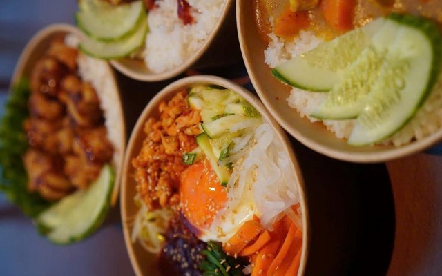 Kiệt Cơm Trộn - Kim Giang