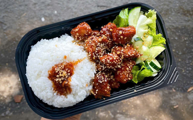 Tiệm Mì Ý Nhà Sữa - Võ Thị Sáu