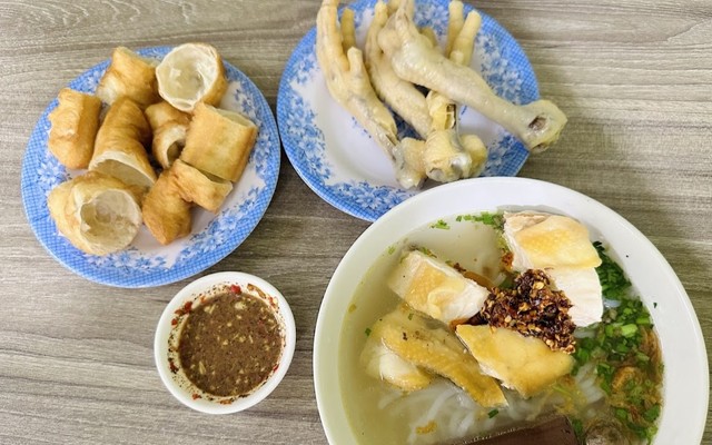 Bánh Canh Gà Cô Út - Võ Minh Đức