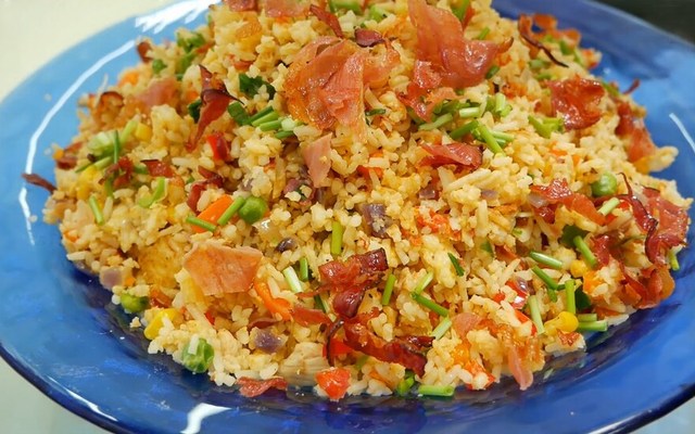 Quán Cơm Rang Ròn 9 Món - Nguyên Hồng