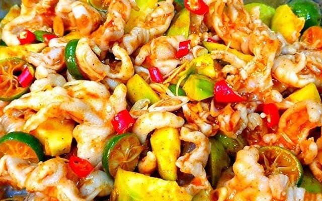 Tiệm Nhà Suboys - Bánh Mì Nướng Muối Ớt, Chân Gà Rút Xương Sốt Thái & Matcha Latte