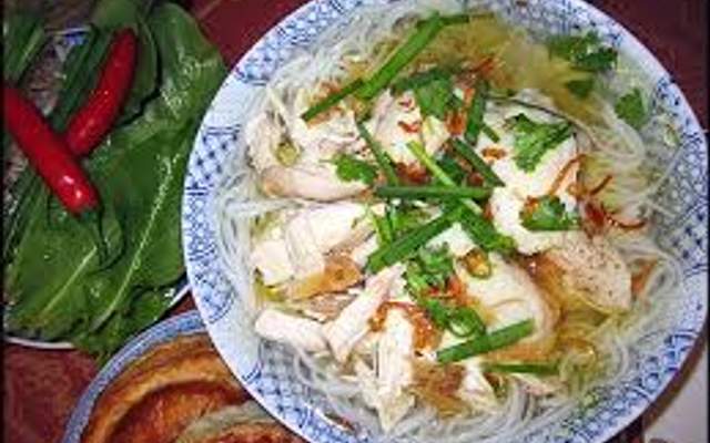 Hủ Tiếu Kẹo - Ngã 3 Chợ Long Châu