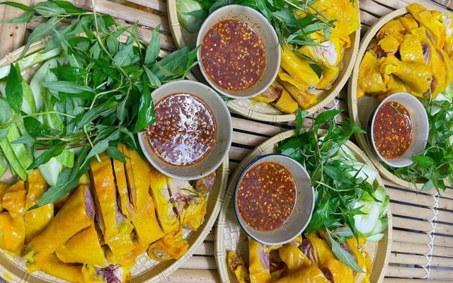 Kiều Nhung Food - Gà Ủ Muối & Chân Gà