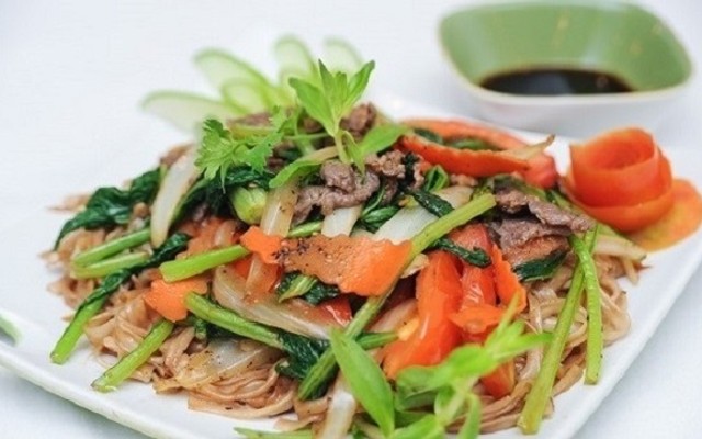 Tiệm Nhà Gold - Food & Drink