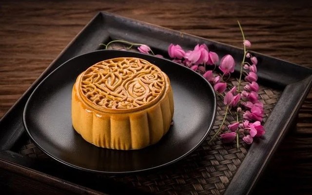Bánh Trung Thu Kim Nguyệt Viên