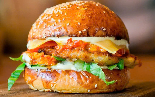 Bơ Food 24/7 - Cách Mạng Tháng Tám