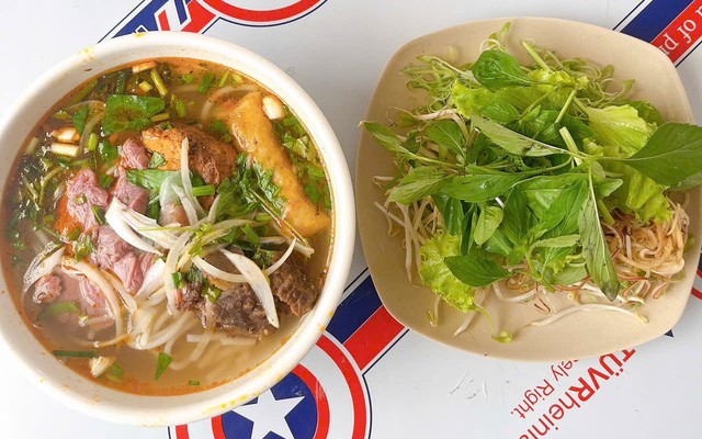 Quán Bún Bò O Khế - Nguyễn Ái Quốc