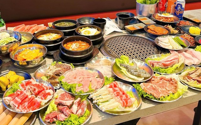 QUEEN BBQ - Buffet Thịt Nướng Hàn Quốc