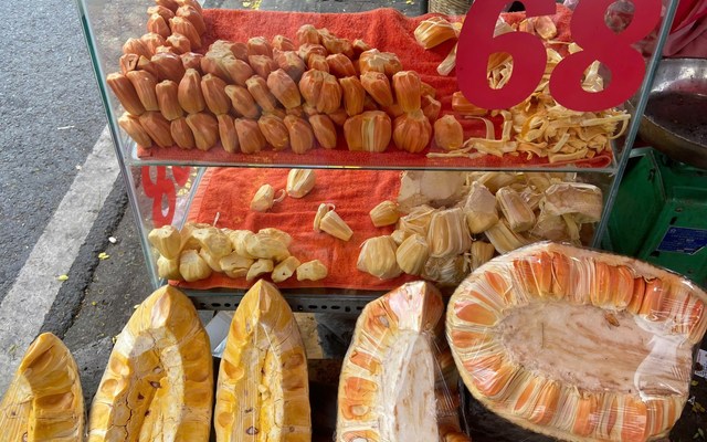 Tiệm Mít 68 - Trần Xuân Soạn