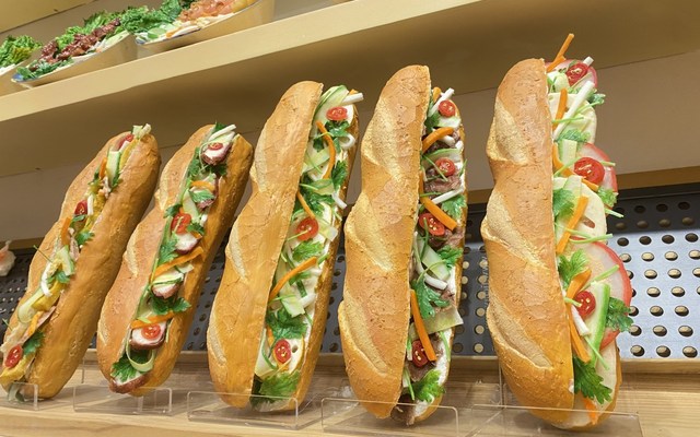 Bánh Mì Thanh Đạm SagoB - Ba Vân