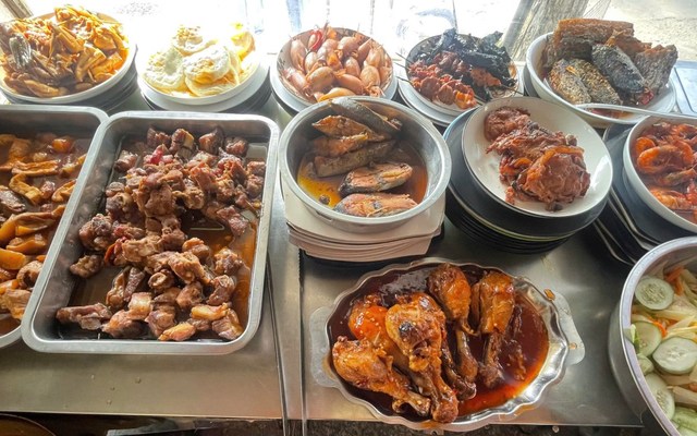 Cơm, Bún & Bánh Canh - 66B Lý Thái Tổ