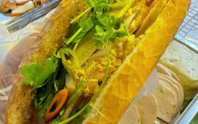 Bánh Mì Min - Phạm Văn Ngôn