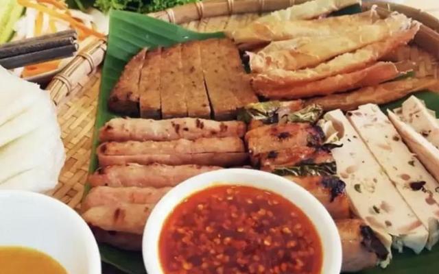 Nem Nướng Nha Trang Since 1979