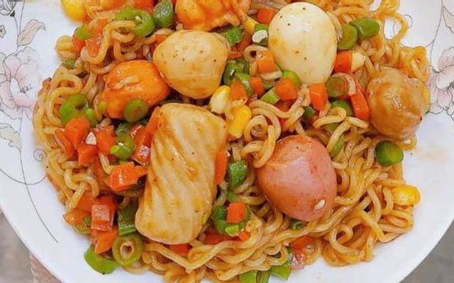 Tiệm Xôi - Mì Trộn Ba Hoà - Ăn Vặt - Luỹ Bán Bích