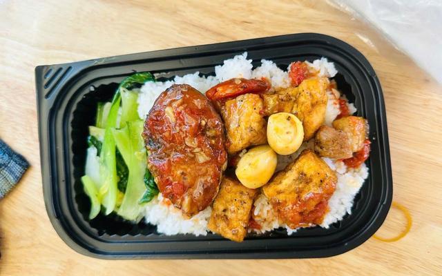 Cơm Trưa Thư Ngọc - 53 Trần Nhật Duật