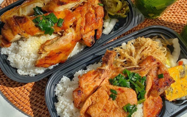 Cơm Tấm Đất Cảng - 13 Nguyễn Bình