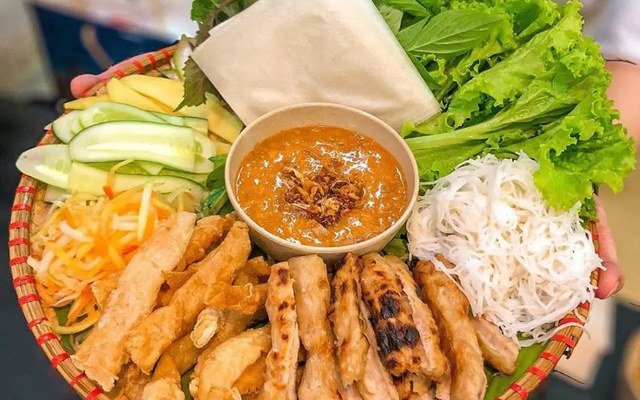 Nơm Quán - Nem Nướng Nha Trang & Nem Lụi Huế