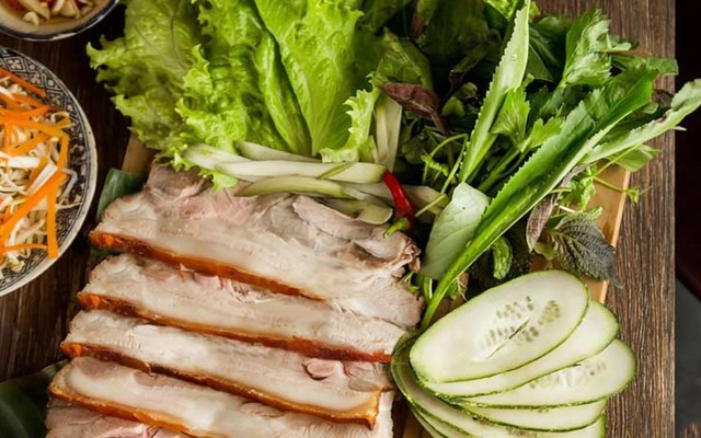 Quỳnh Quốn - Bún Đậu & Bánh Tráng Cuốn Thịt Heo - Phạm Văn Đồng