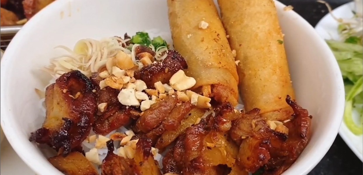 Bún Thịt Nướng 351 - Lạc Long Quân